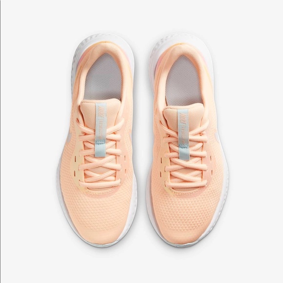 Brand New Nike Revolution 5 SE girls Running Shoes Sz 5 Multicolor no box - Picture 3 of 8